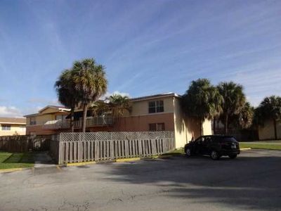 4520 NW 79th Ave APT 1C, Doral, FL, 33166