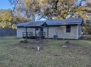 20485 Bud James Ln, Ponchatoula, LA 70454