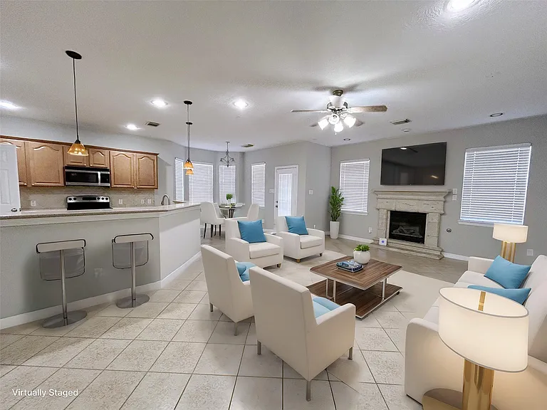 5523 Baby Blue Ln — Photo 10