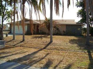 106 NW Broadview St, Port Saint Lucie, FL 34983