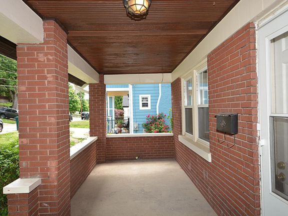 2nd image of 3113 Kinmont St