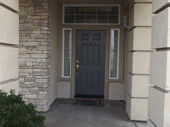 3rd image of 5404 Cosumnes Dr