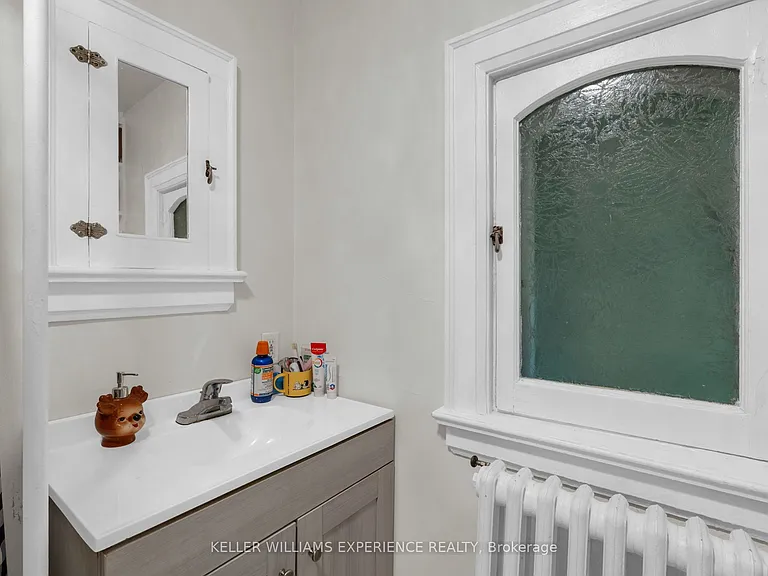 101 Clapperton St #7 — Photo 16