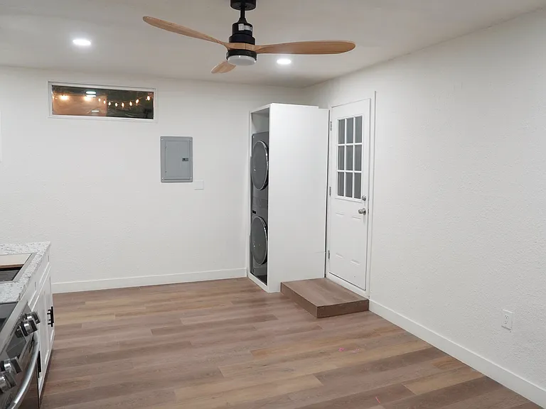 21 Sandalwood Dr — Photo 8