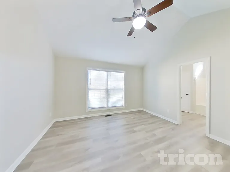 6009 Plateau Ct — Photo 8