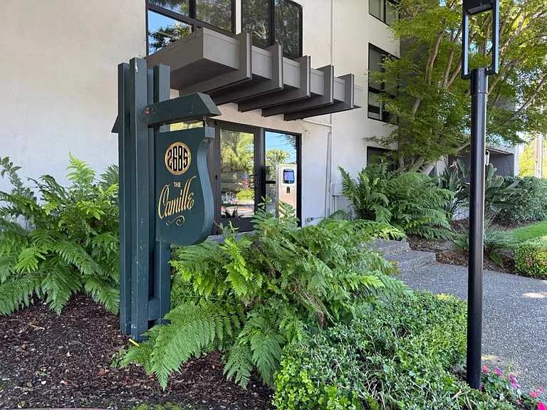 The Camille North Apartments — Photo 7