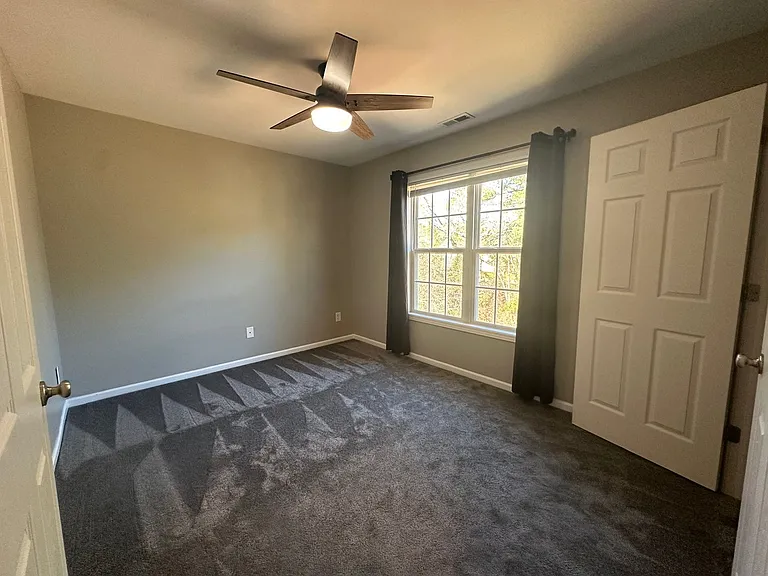 66 Great Oak Ct — Photo 26