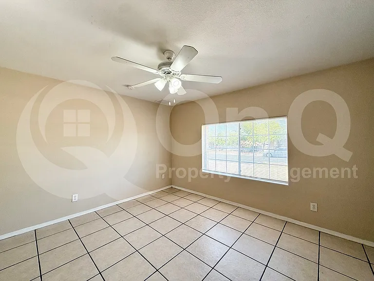4715 E Alta Vista Rd — Photo 21