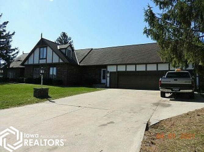 402 Sunset Ln, Marshalltown, IA 50158 MLS 6304975 Zillow