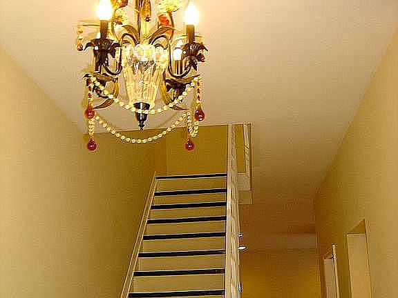 5th image of 107 Linda Ln