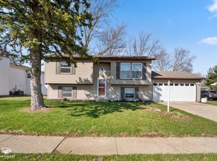 180 Karen Dr, Bourbonnais, IL 60914