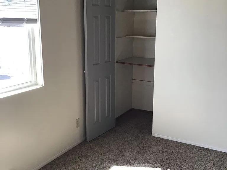840 SW Grove St — Photo 21