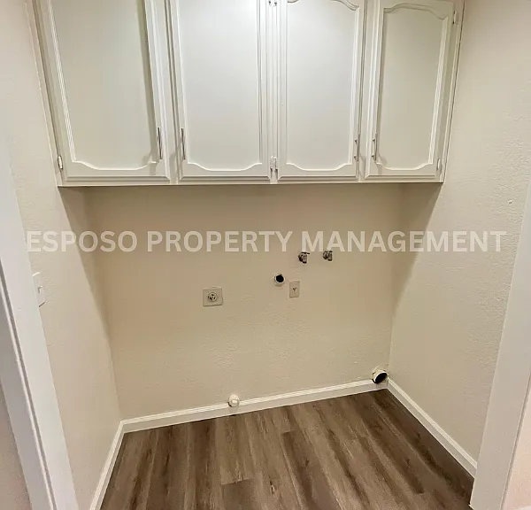 4014 N Benedict Ave #101 — Photo 6