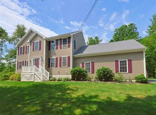 5 County St, Berkley, MA 02779