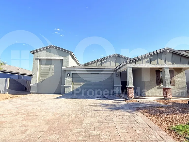 2039 E Piedmont Pl — Photo 9