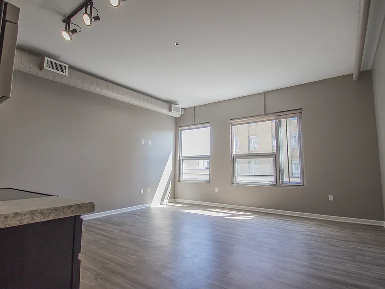 1520 Harney Street — Photo 17