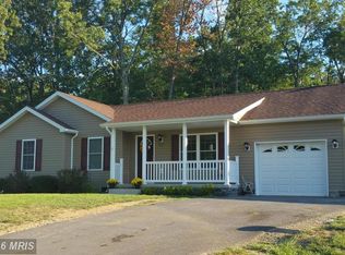114 Basin Dr, Inwood, WV 25428
