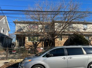 10517 Pinegrove St, Jamaica, NY 11435