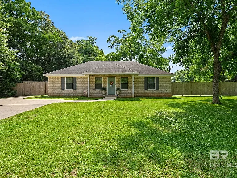 11191 Lakeland Dr — Photo 1