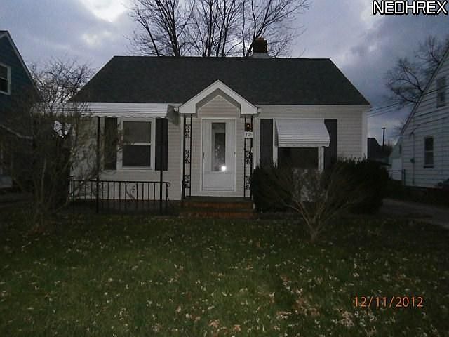 1st image of 396 E 326th St