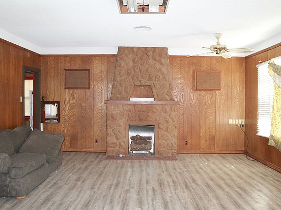 2nd image of 3012 W Hillsboro St