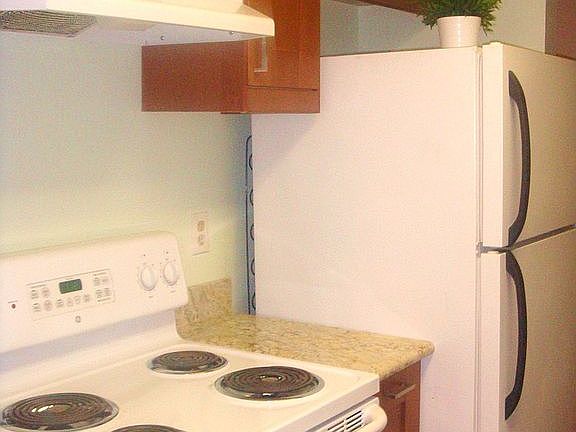 4th image of 1227 SW 132nd Ln APT 713