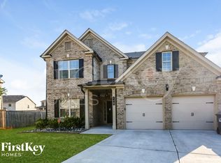 403 Live Oak Pass, Loganville, GA 30052