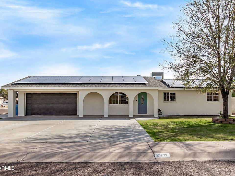 1st image of 2831 E DAHLIA Drive