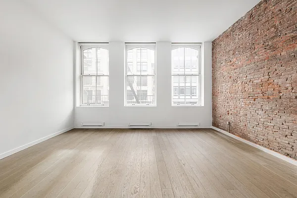 Rented by Douglas Elliman | media 24