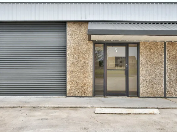 1419 Fleming Dr, Seguin, TX