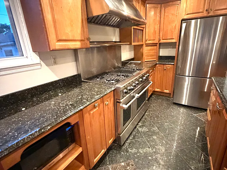 675 Mantoloking Rd — Photo 8