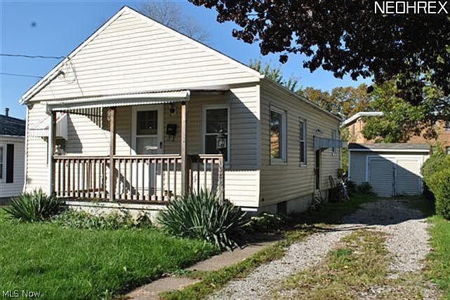 1st image of 1386 Nichols Ave