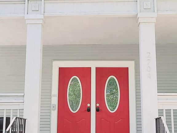 2nd image of 2704 16th Ave S APT 3