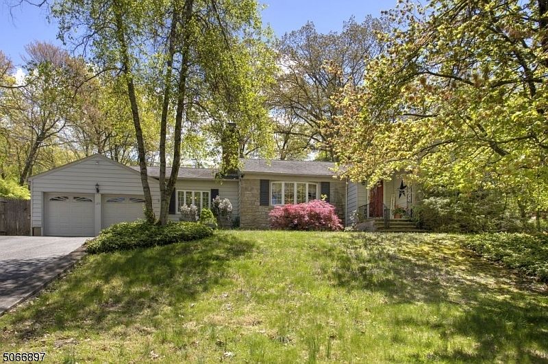 175 Stanhope Rd, Sparta, NJ 07871 Zillow