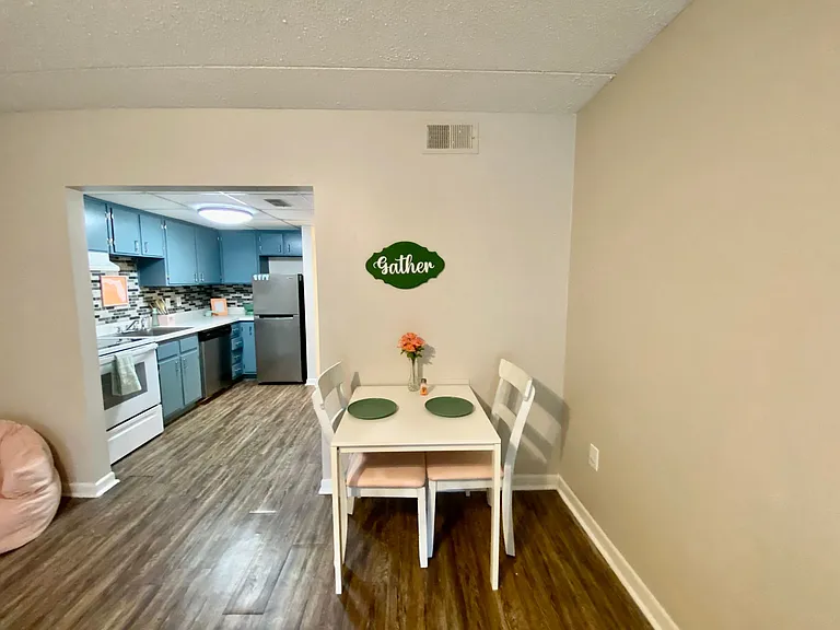 110 Broward St — Photo 8
