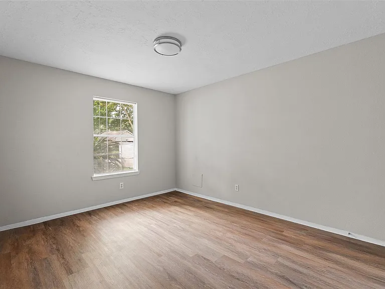 2819 Sugar Wood Dr — Photo 19