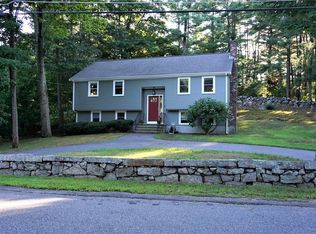 18 Union St, Foxboro, MA 02035