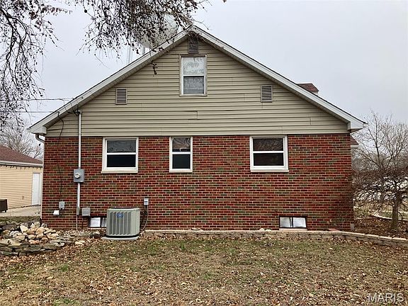 2nd image of 1711 Livingston St