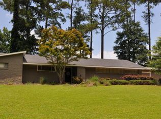 109 W Meadow Ln SW, Brookhaven, MS 39601