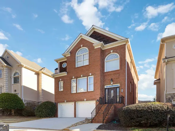 2450 Vivian Cir, Decatur, GA 30030