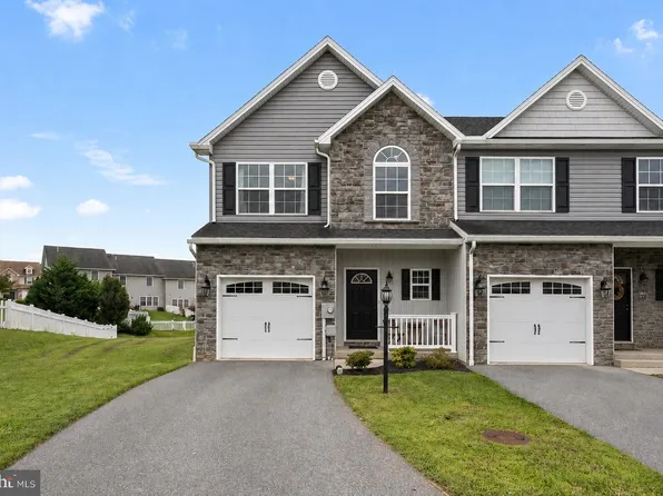 409 Tritle Ave, Waynesboro, PA 17268