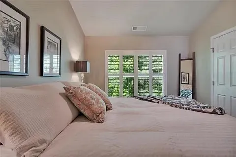 1557 Liberty Pkwy NW #B — Photo 11