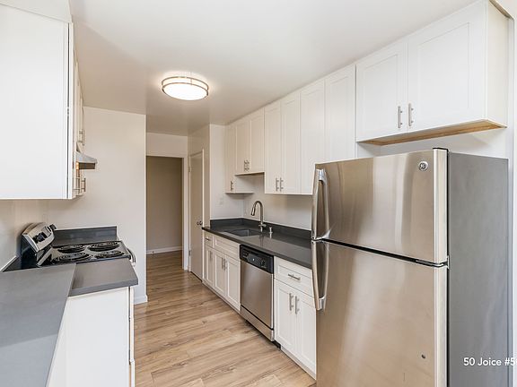 3rd image of 355 Staten Ave APT 302