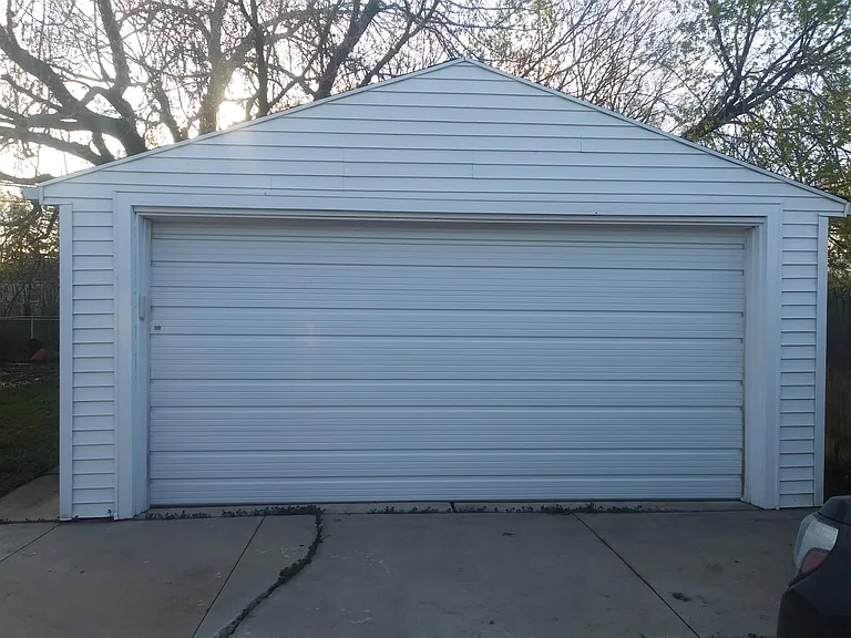 3904 Linwood Ave — Photo 13
