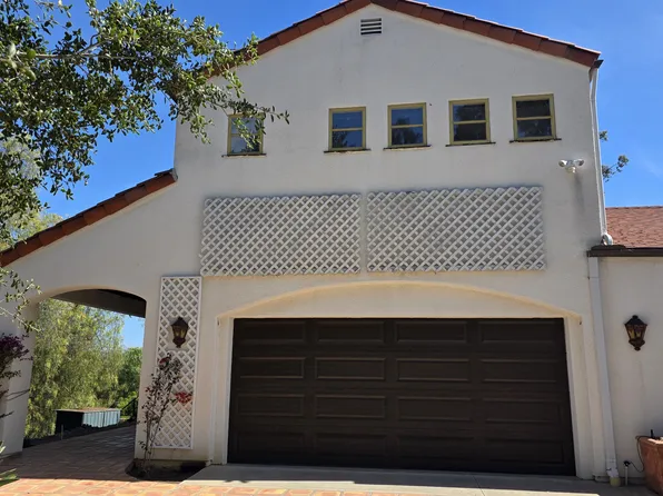 2740 Mountain View Dr #A, Escondido, CA 92027