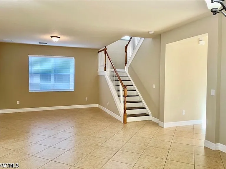10474 Spruce Pine Ct — Photo 8