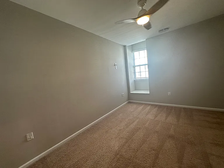 4336 Turnworth Arch — Photo 15