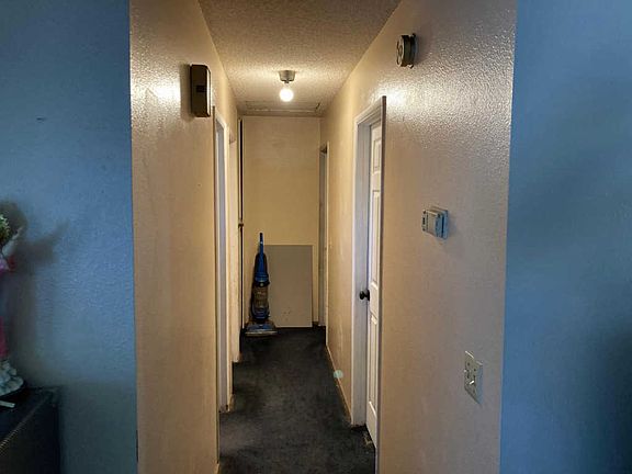 5th image of 3404 N Mountain View Ave