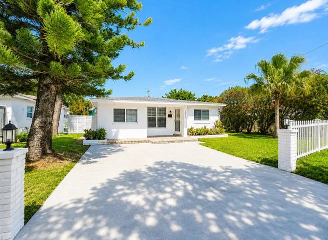 3 bed, 1500 sqft, $4,500 — Photo 3