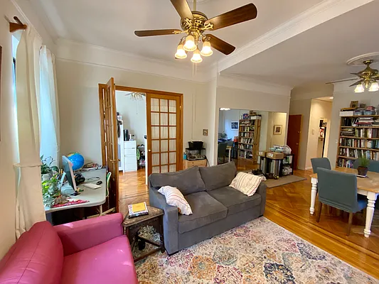 Rented by Remax Real Estate Professionals | media 32